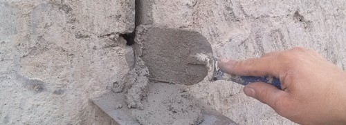 Naprawa elewacji oraz wypełnianie dylatacji i aktywnych pęknięć