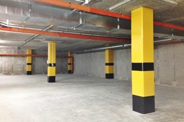 Farba do malowania słupków betonowych