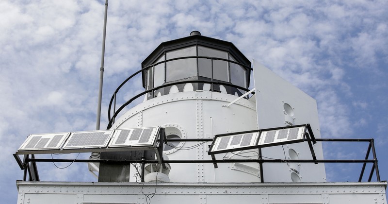 Monoguard RAL 9003 na latarni