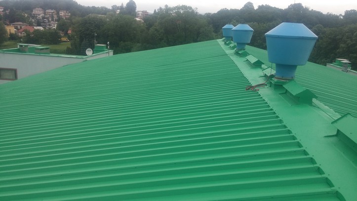Preparat antykorozyjny, uszczelniający Elastometal RAL 6032 na dachu