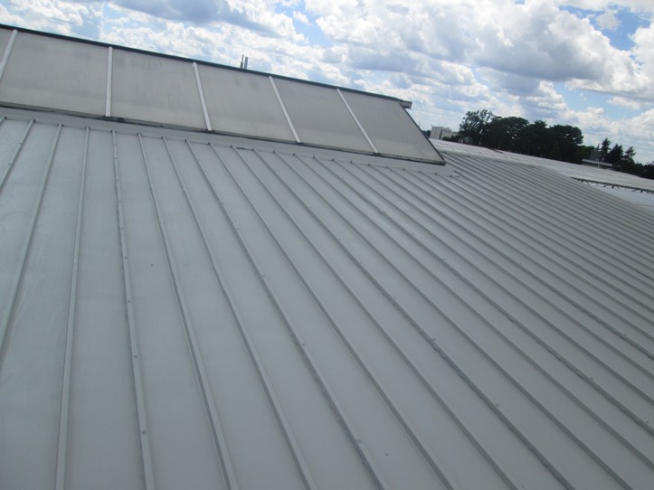 Preparat antykorozyjny, uszczelniający Elastometal RAL 7032 na dachu
