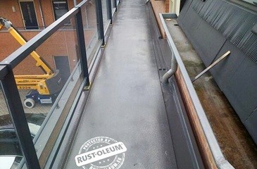 Szybkoschnąca powłoka poliasparginowa Rust-Oleum 9700