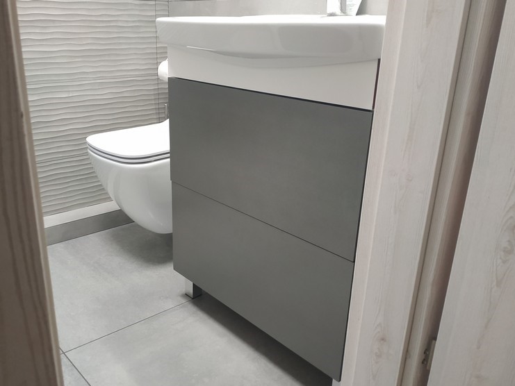 Farba srebrna, aluminium