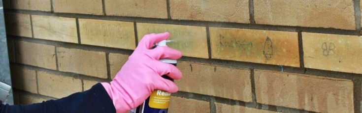 Usuwanie graffiti spray