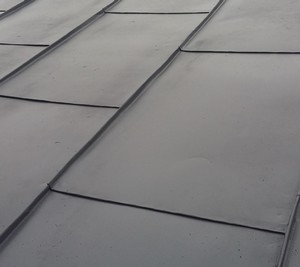 Malowanie sufitu metalowego RAL 7024 Grafitowy