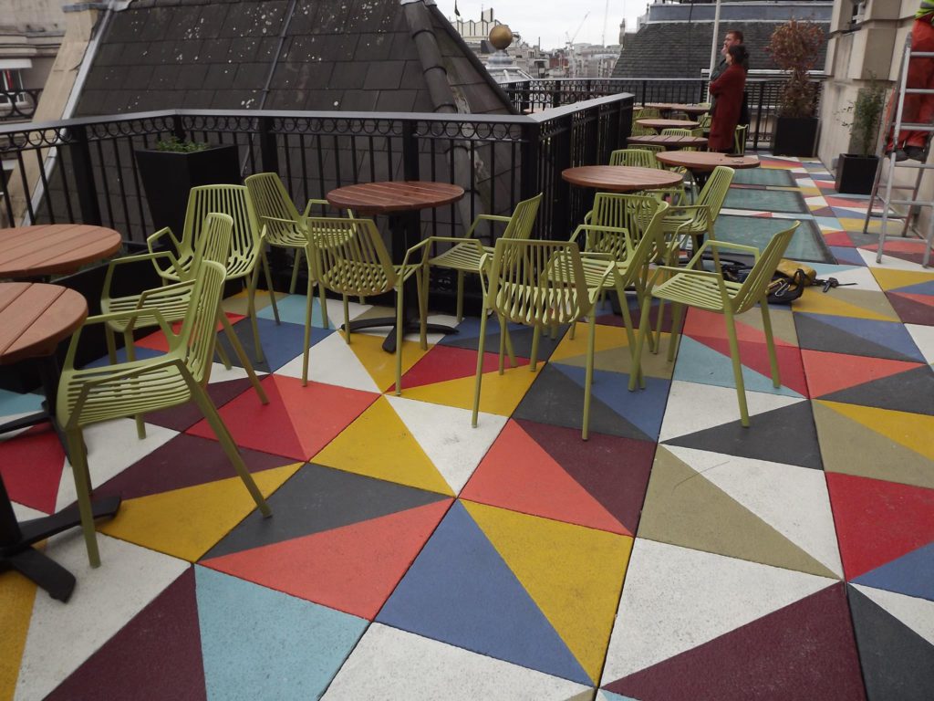 Zabezpieczenie betonu na zewnatrz Pomalowany beton na zewnątrz