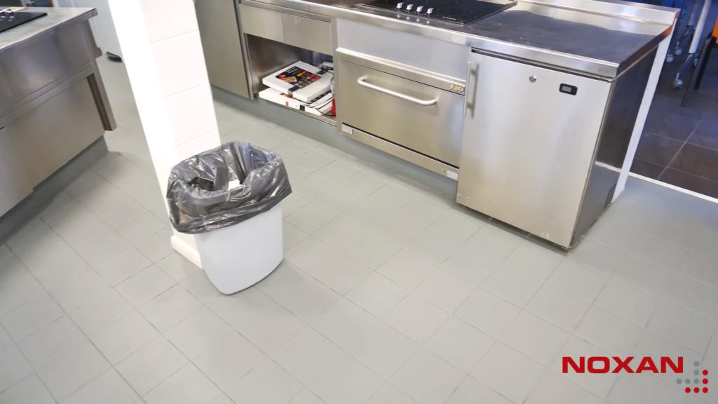 Odnowione kafelki podłogowe