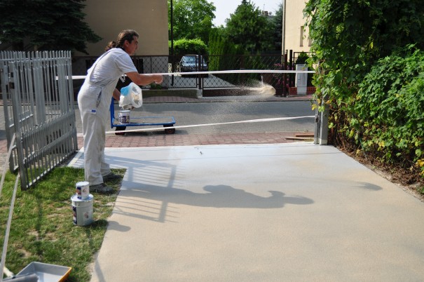 Trwały antypoślizg na zewnątrz 10