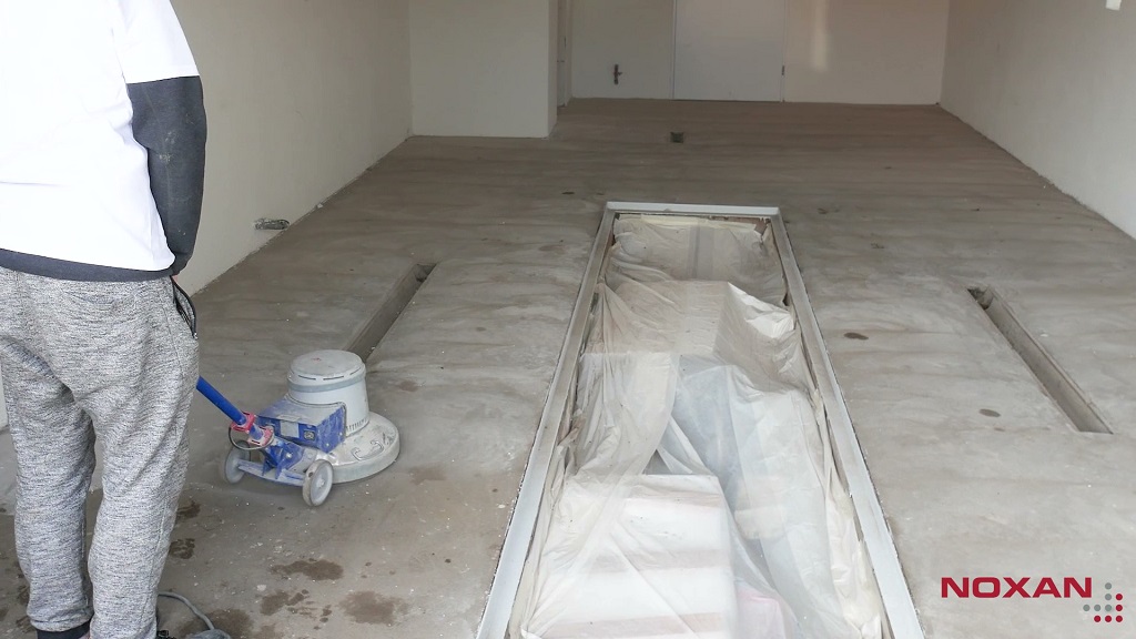 Szlifowanie posadzki w garażu