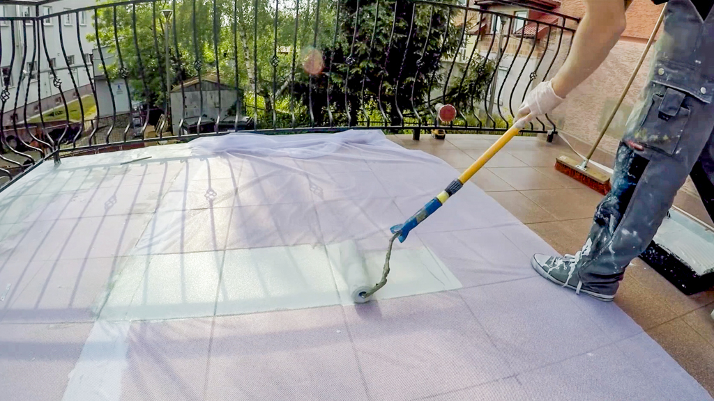 Aplikacja masy uszczelniającej na równomiernie rozłożoną siatkę