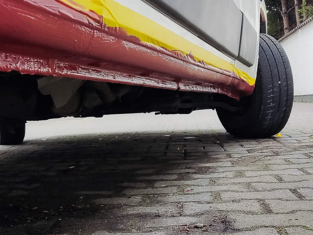 Elastometal po aplikacji pierwszej warstwy