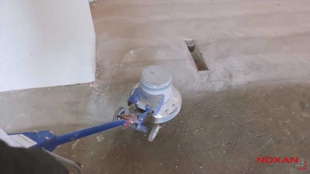 Szlifowanie posadzki betonowej