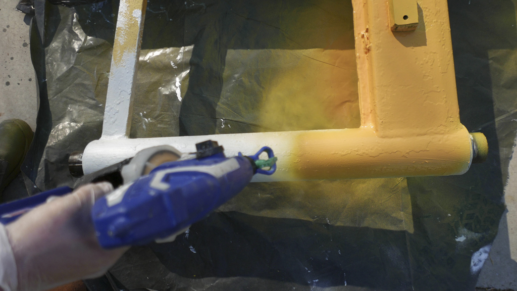 Malowanie farbą Monoguard