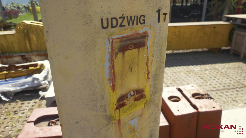 Powierzchnia z obcymi zanieczyszczeniami