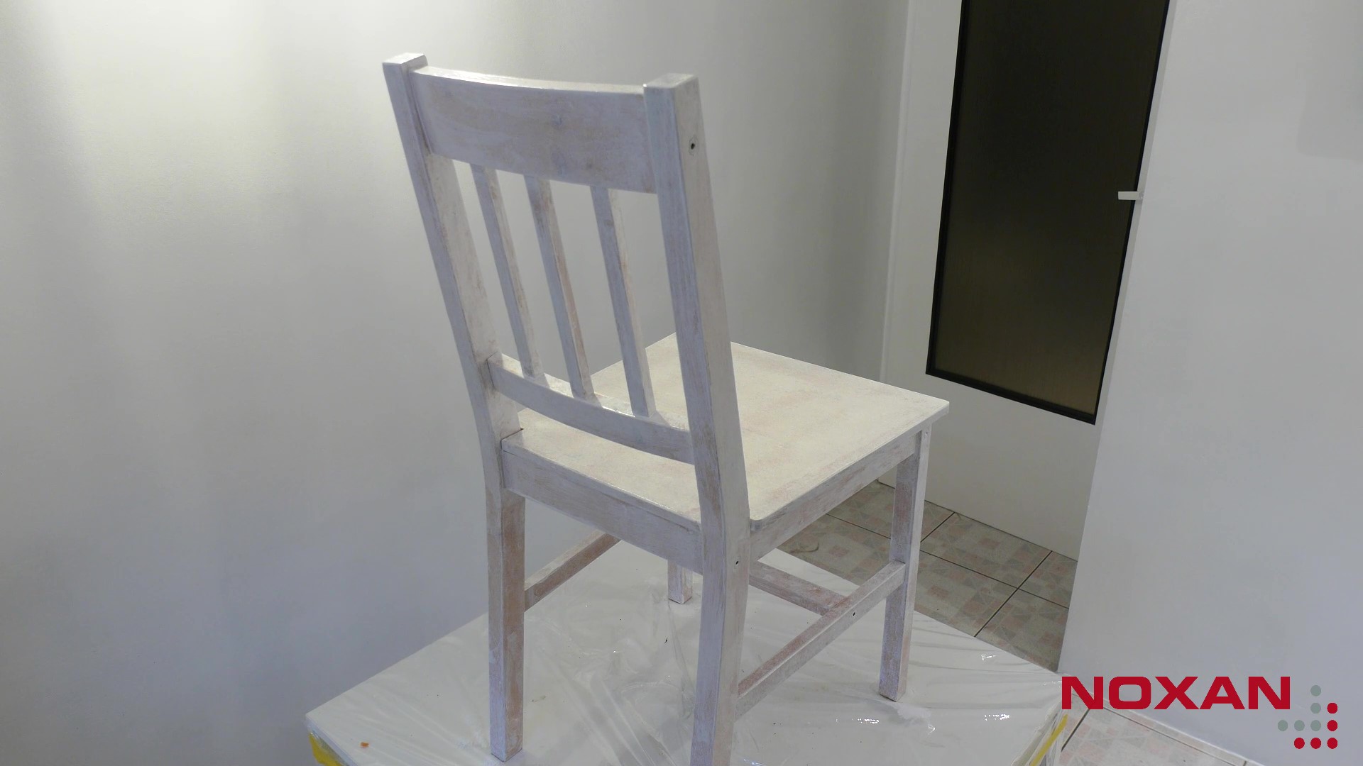 Krzesło zagruntowane Krzesło zagruntowane