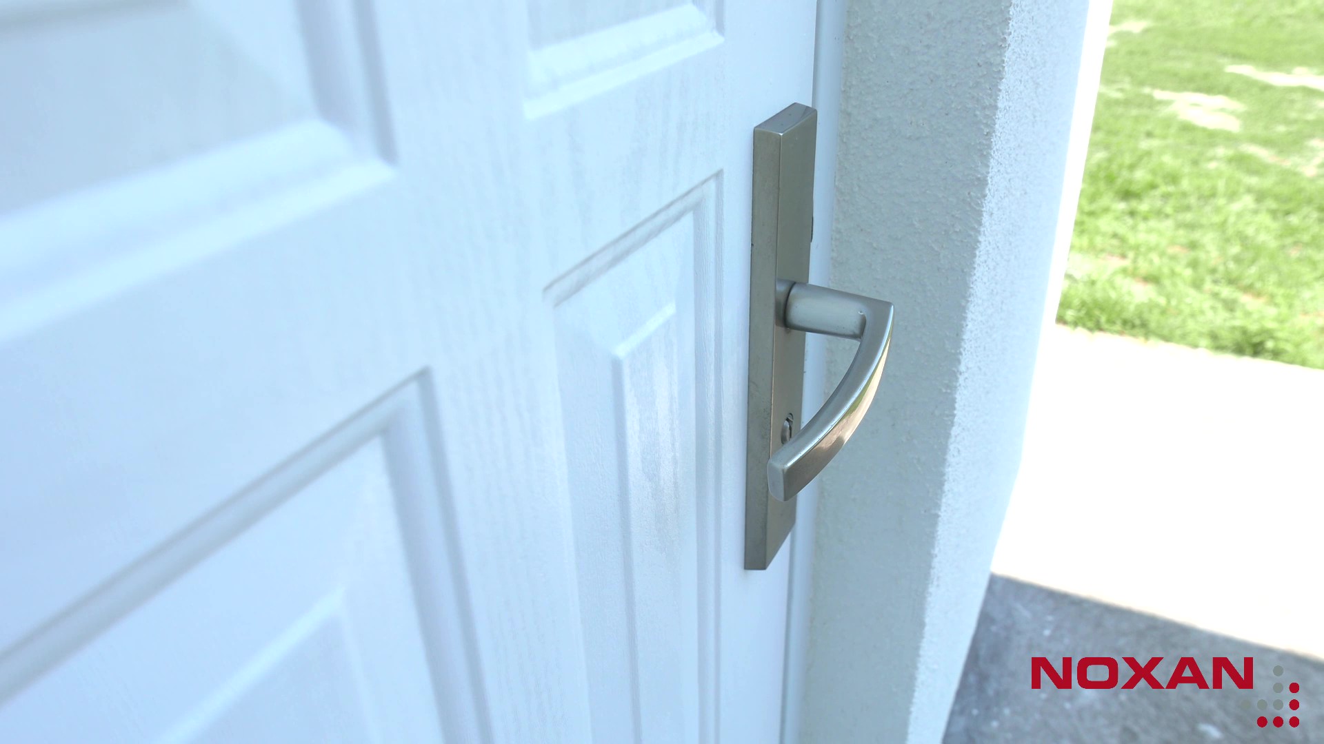 zamek w drzwiach zamek w drzwiachY