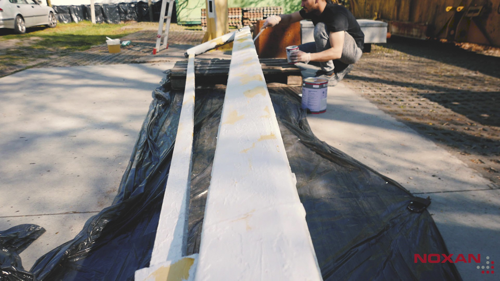 Malowanie farbą Elastometal