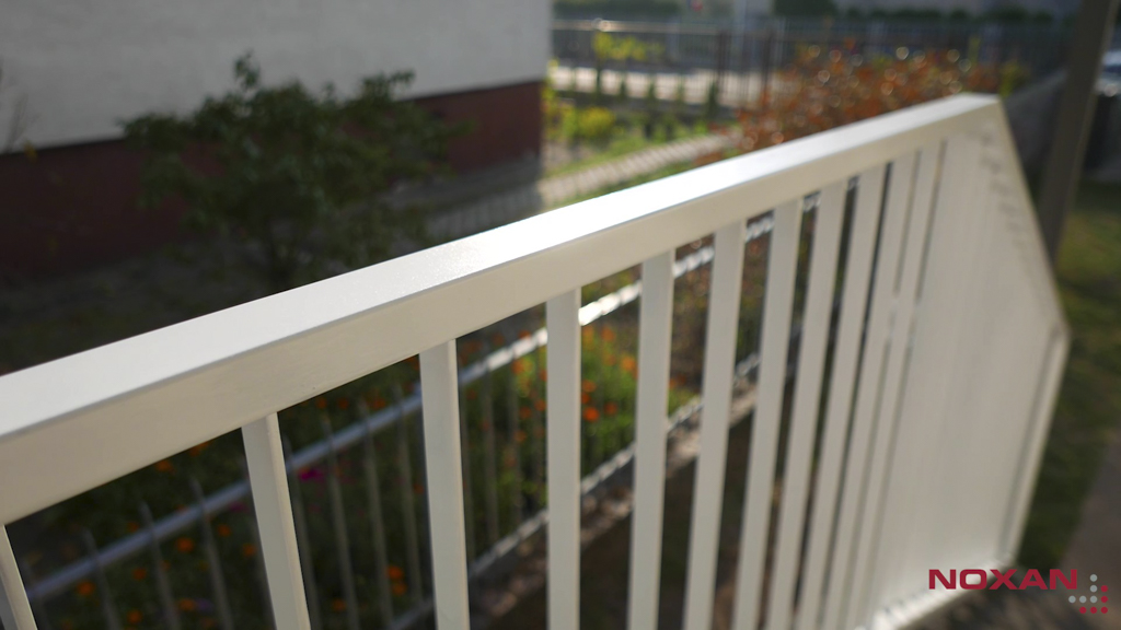 biała barierka monoguard