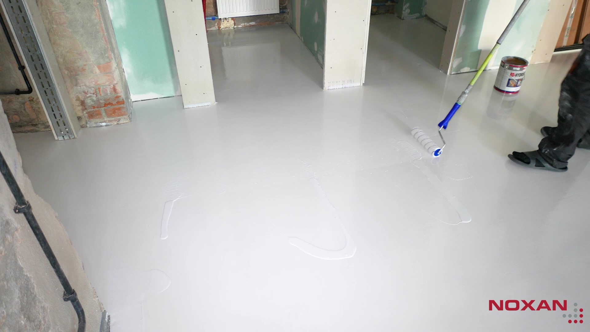 Hydrograff HP rozprowadzanie wałkiem