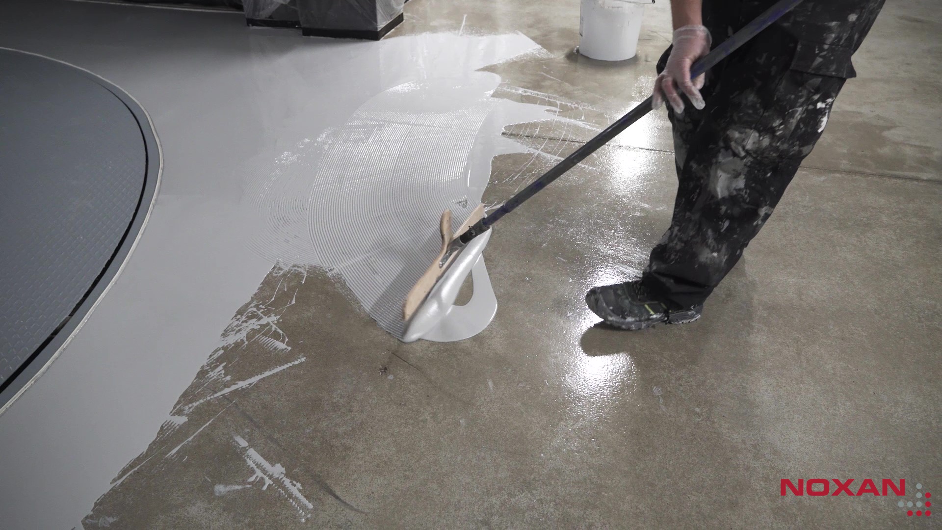 Dominator 30-12 aplikacja raklą