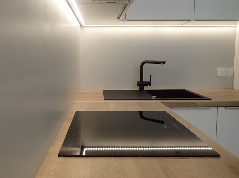 Lakier łatwo zmywalny Monovar PU