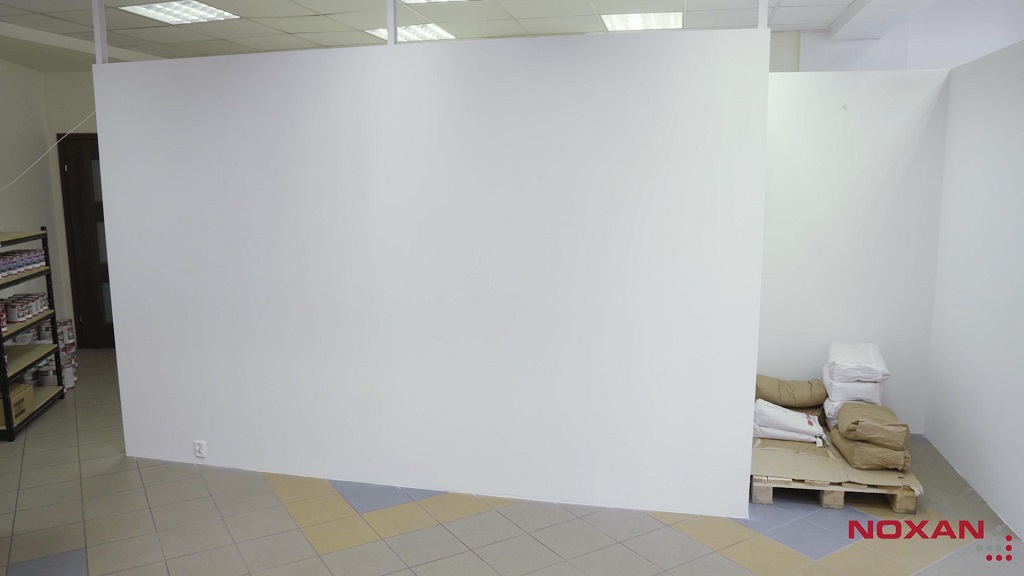 Gładka ściana przed malowaniem