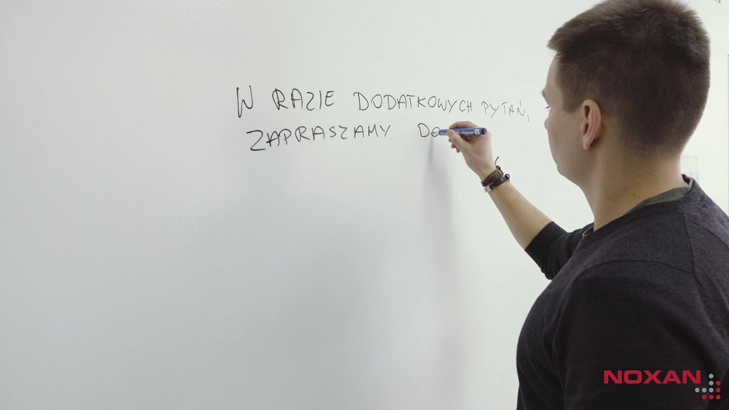 pisanie marketem po ścianie