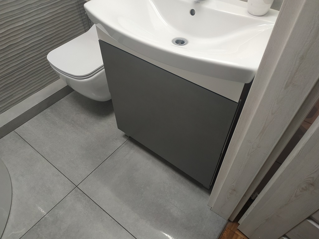 Szafka pomalowana farbą Aquafinish