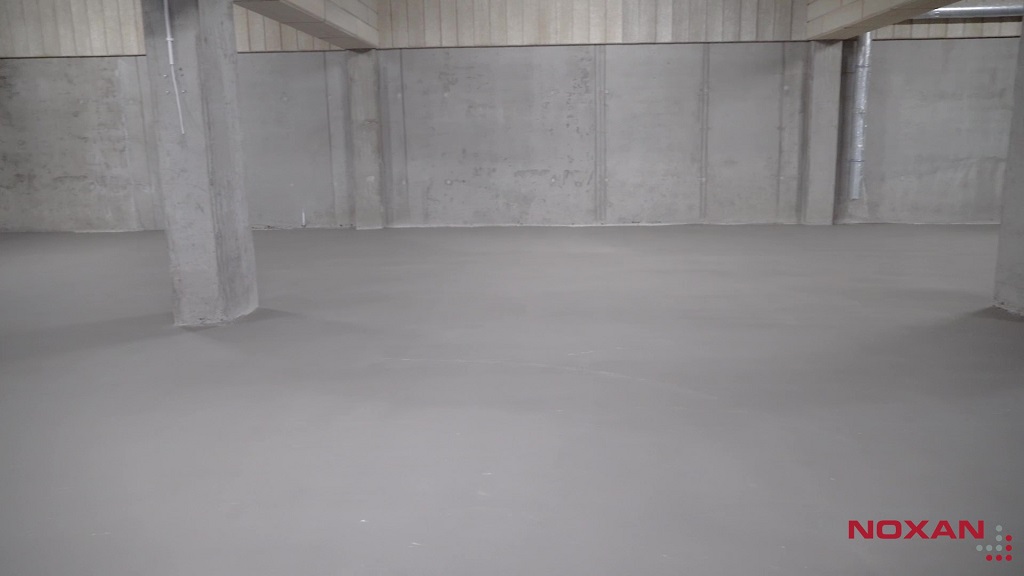 Posadzka po aplikacji masy samorozlewnej