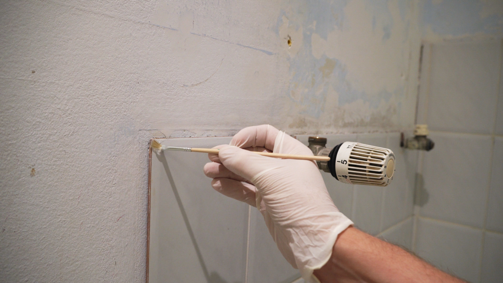 Usuwanie chemiczne silikonu