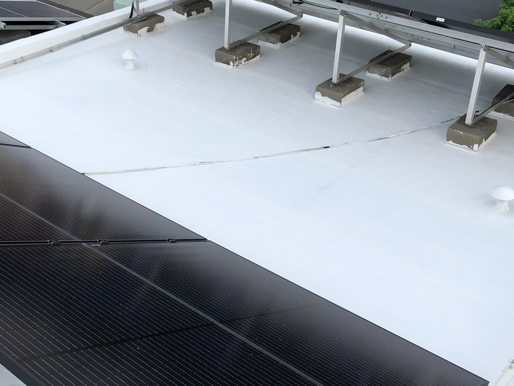 Panele fotowoltaiczne na dachu