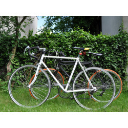 Lakier w sprayu - do metalu, drewna - przemysłowy Hard Hat® 2100 Lakier w sprayu - do metalu, drewna - przemysłowy Hard Hat® 2100