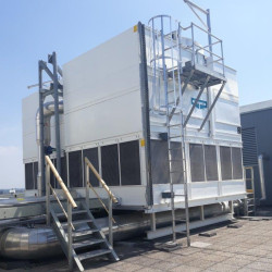 Biała farba do dachu z blachy odbijająca ciepło Monoguard Biała farba do dachu z blachy odbijająca ciepło Monoguard