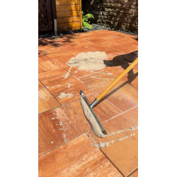 Fuga żywiczna do kostki brukowej i granitowej - ECOFINE Fuga żywiczna do kostki brukowej i granitowej - ECOFINE