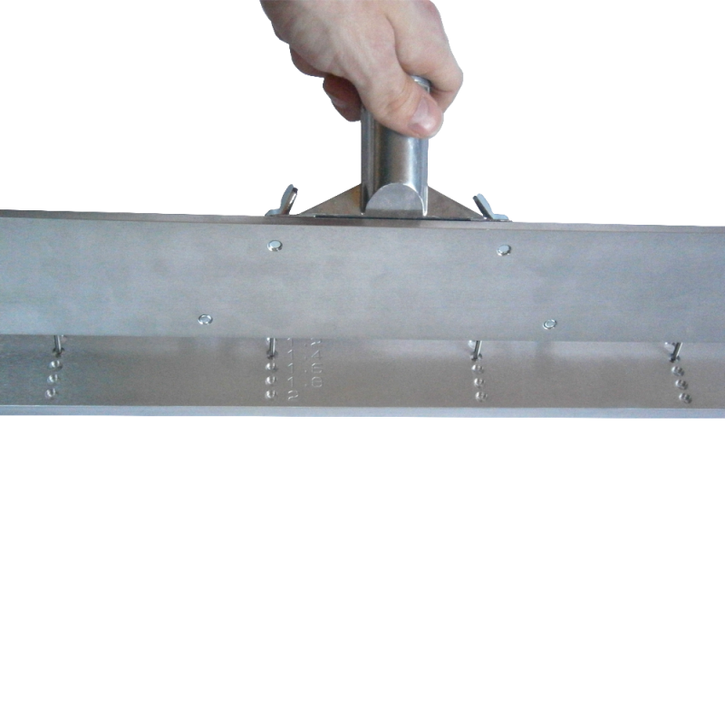 Adjustment bar for spiked squeegees Adjustment bar for spiked squeegees