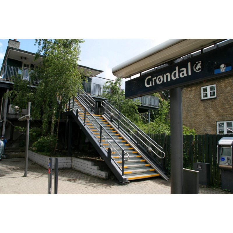 Paint for steel structures, anti-corrosive, fast-drying - Monoguard - Noxan.pl Paint for steel structures, anti-corrosive, fast-drying - Monoguard - Noxan.pl