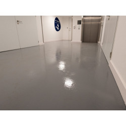 Farba polimocznikowa szybkoschnąca - QuickCoat 40-10 Farba polimocznikowa szybkoschnąca - QuickCoat 40-10