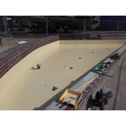 Exterior concrete painting - Dampshield Q124 + P101 Exterior concrete painting - Dampshield Q124 + P101